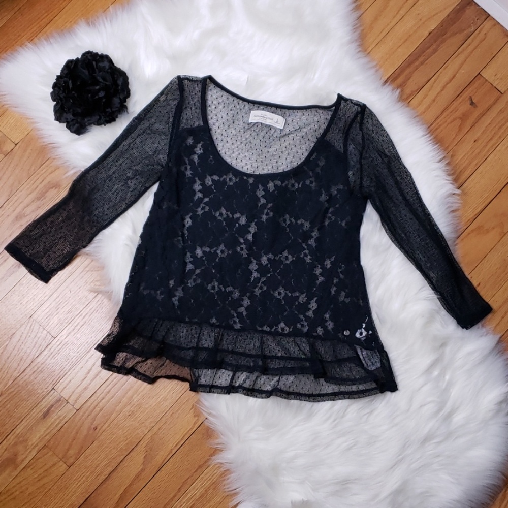🌷Abercrombie & Fitch black top small